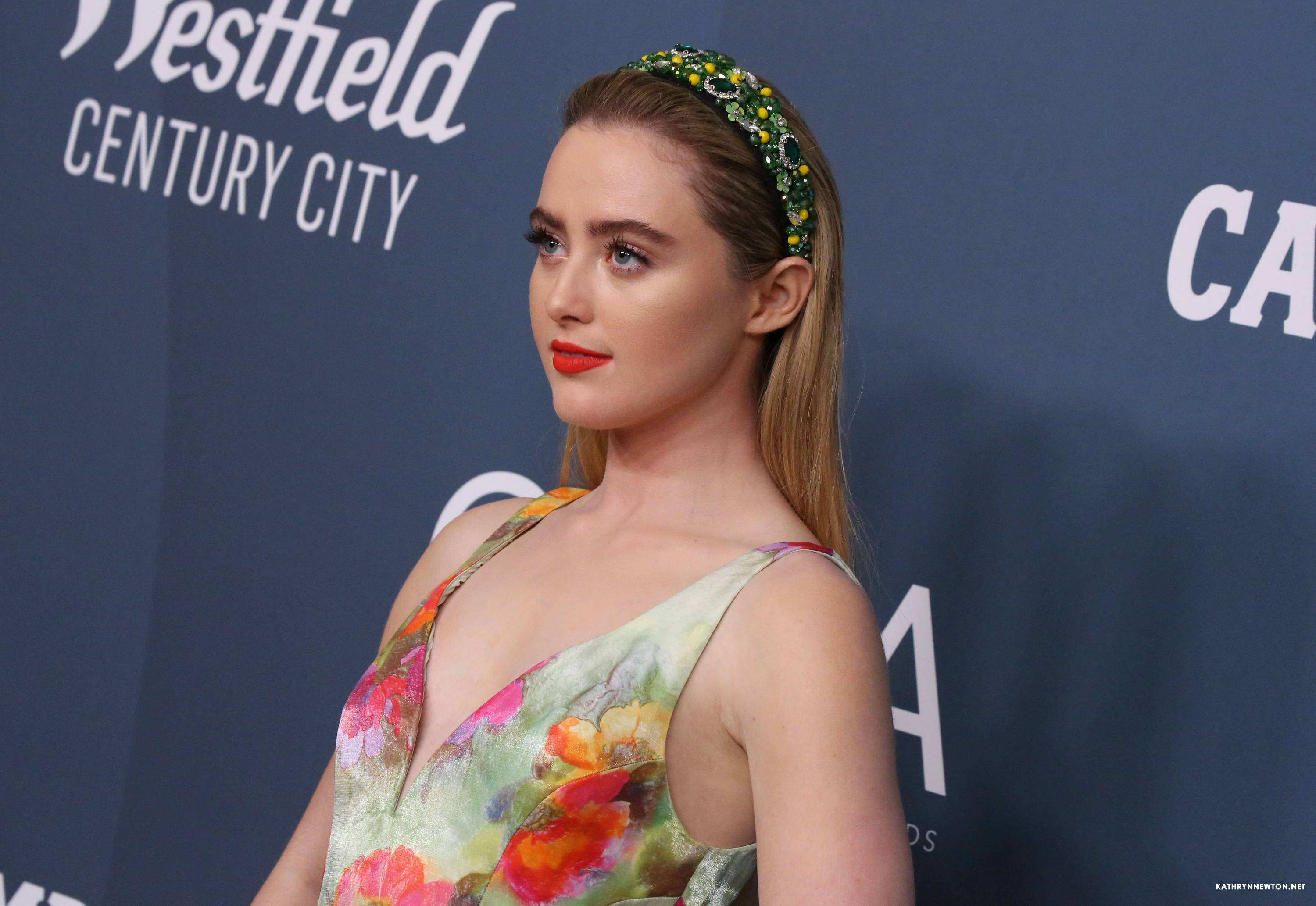 StarringKathrynNewton_CDGArrivals_0047.jpg StarringKathrynNewton_CDGArrivals_0047.jpg