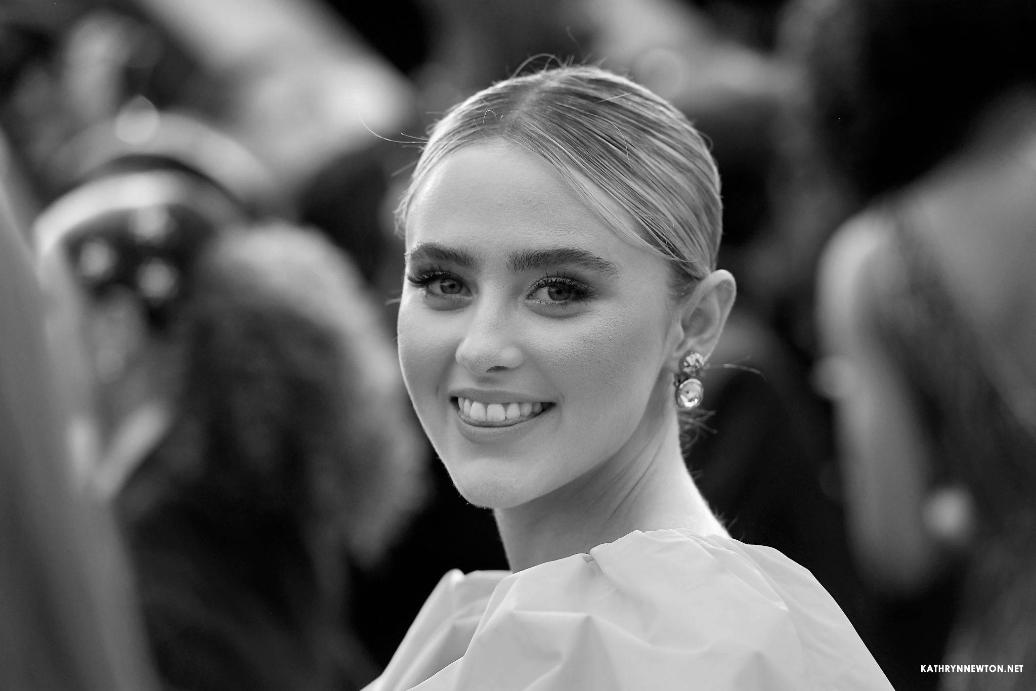 StarringKathrynNewton_SAGArrivals_0072.jpg