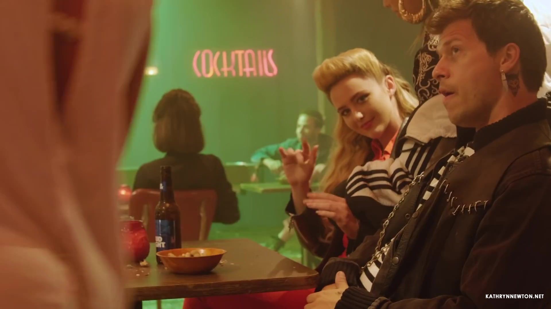 StarringKathrynNewton_PostMalone_0008.jpg StarringKathrynNewton_PostMalone_0008.jpg