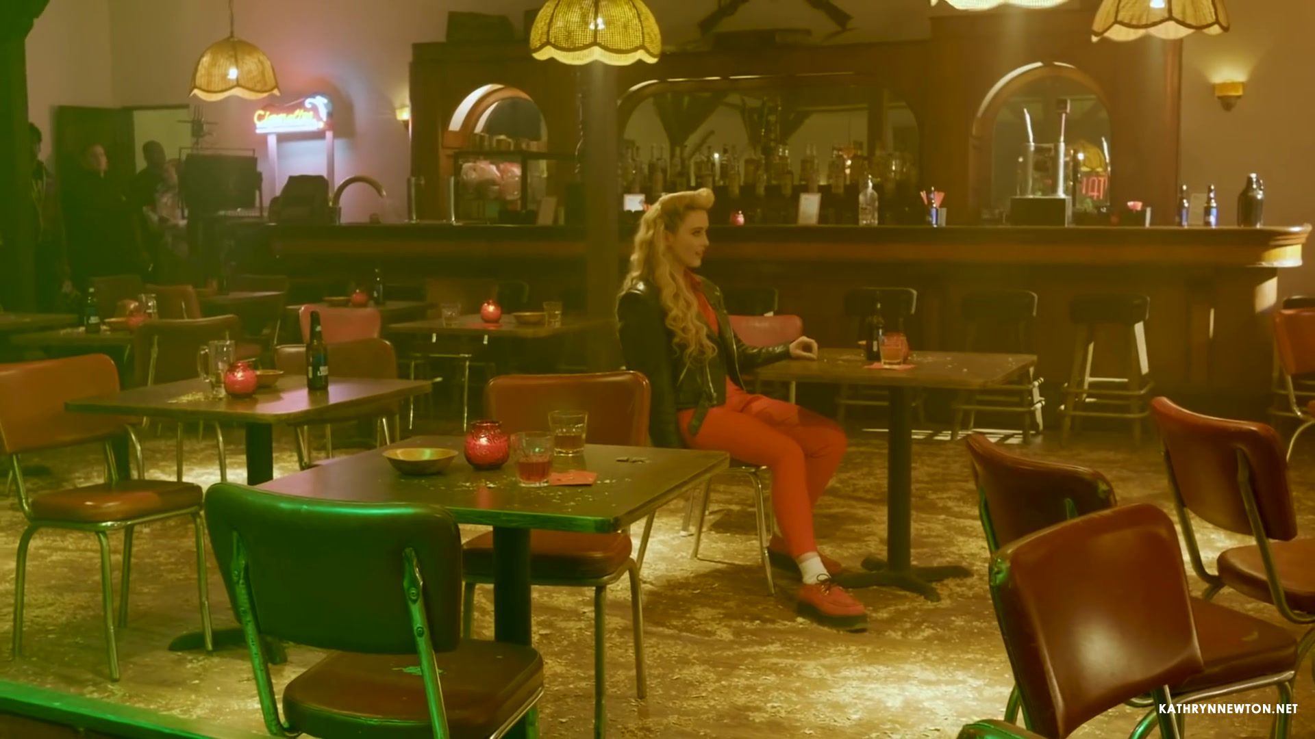 StarringKathrynNewton_PostMalone_0049.jpg StarringKathrynNewton_PostMalone_0049.jpg